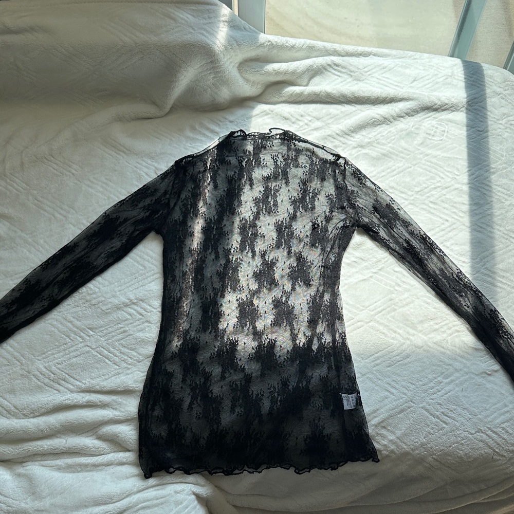 Black Lace Long Sleeve Top